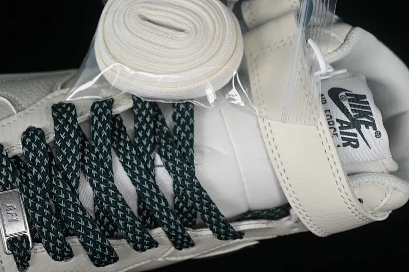 All categories Nk Air Force 1 Air Force series Nk Air Force 1 Mid Air Force mid-top Nk Air Force 1'07 Mid Beige and green two-color bottom Starry Air Force One mid-top casual sneakers XL0236-235